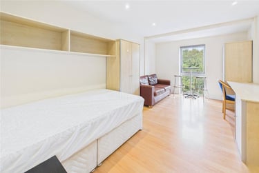 1 bed flat, 28 Central Park Avenue, North Hill, Plymouth, PL46NF - Image 6